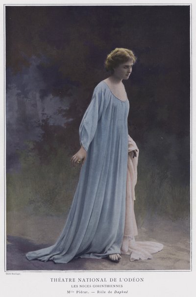 Marie-Thérèse Pierat en Daphné dans Les Noces Corinthiennes - Reutlinger Studio